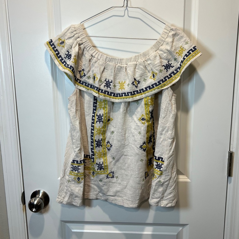 Easel Los‎ Angeles Embroidered Off The Shoulder Top Cream Yellow Blue Size M